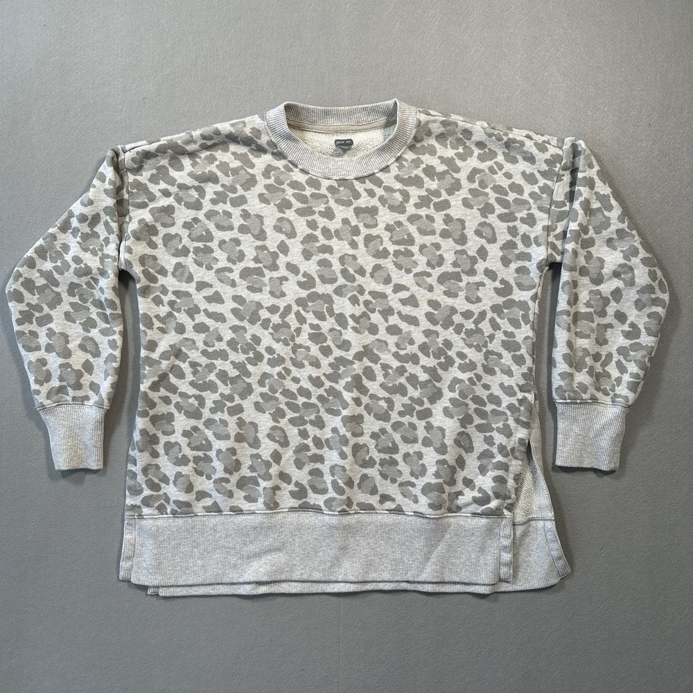 Aerie Sweatshirt Womens XS Grey Leopard Print Oversized Crewneck‎ Side Slit Hem